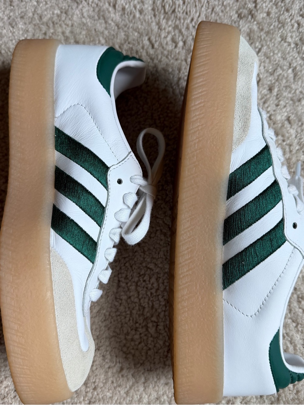 Adidas Sambas Women’s Gum Sole - Picture 3 of 5